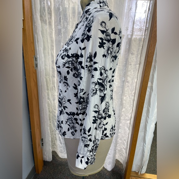 Whitehouse black market silk blouse size 14 - Picture 2 of 11